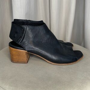 MIMOSA Made in Italy Open-Toe Stacked Leather Heel Shoes – Size 38